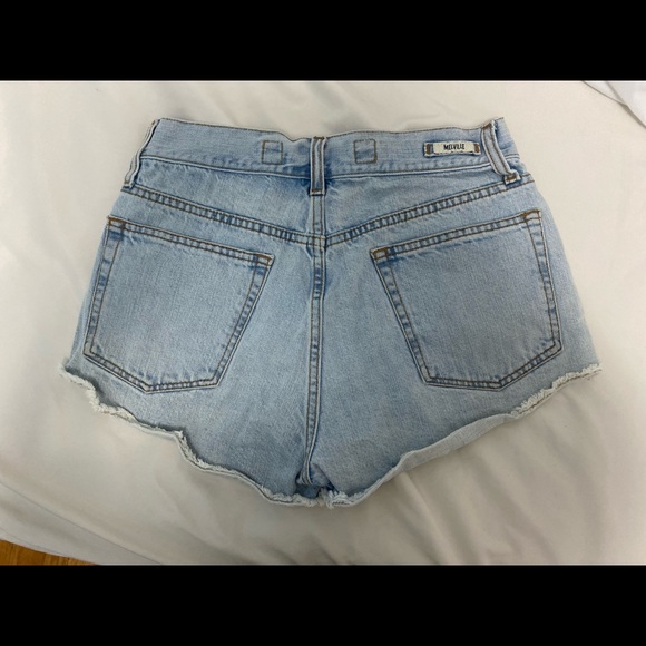 Brandy Melville - Cute Denim shorts - size small - Picture 2 of 2